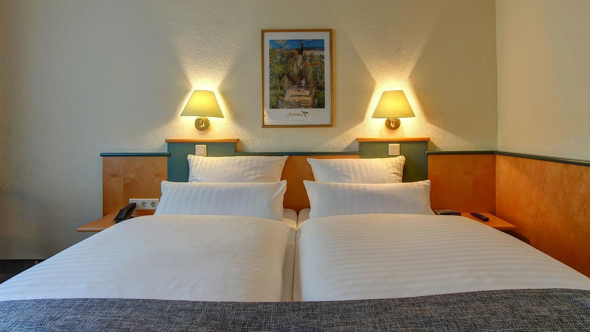 ***  Sure Hotel By Best Western Ambassador Duesseldorf Germany