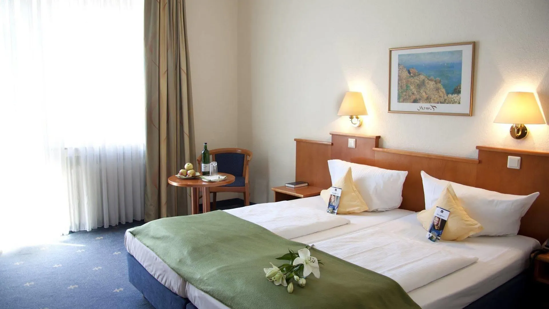 Sure Hotel By Best Western Ambassador Duesseldorf 3*, Dusseldorf