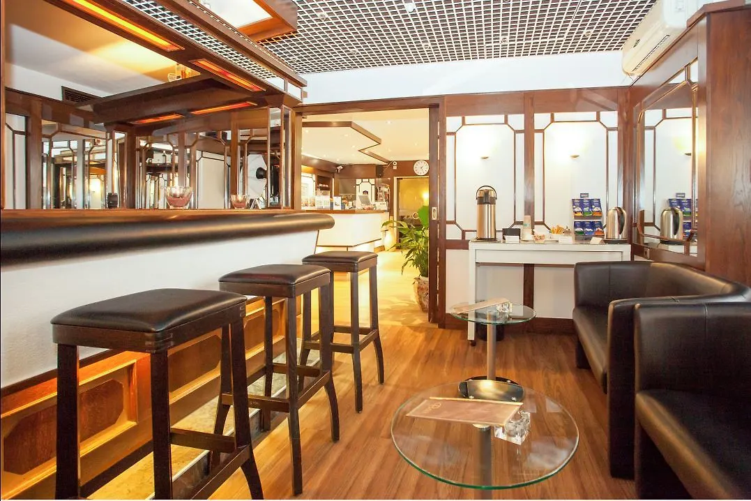 Sure Hotel By Best Western Ambassador Duesseldorf 3*, Dusseldorf